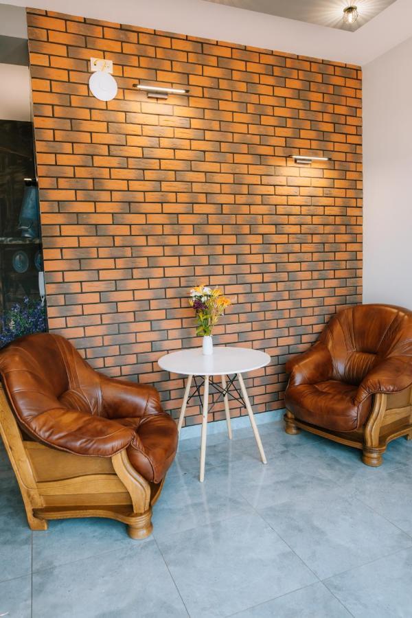 Kasztelan Hotel Krosno Ngoại thất bức ảnh